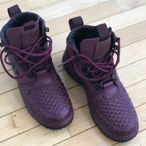 Nike Men Luna Force 1 Duckboot Size 7